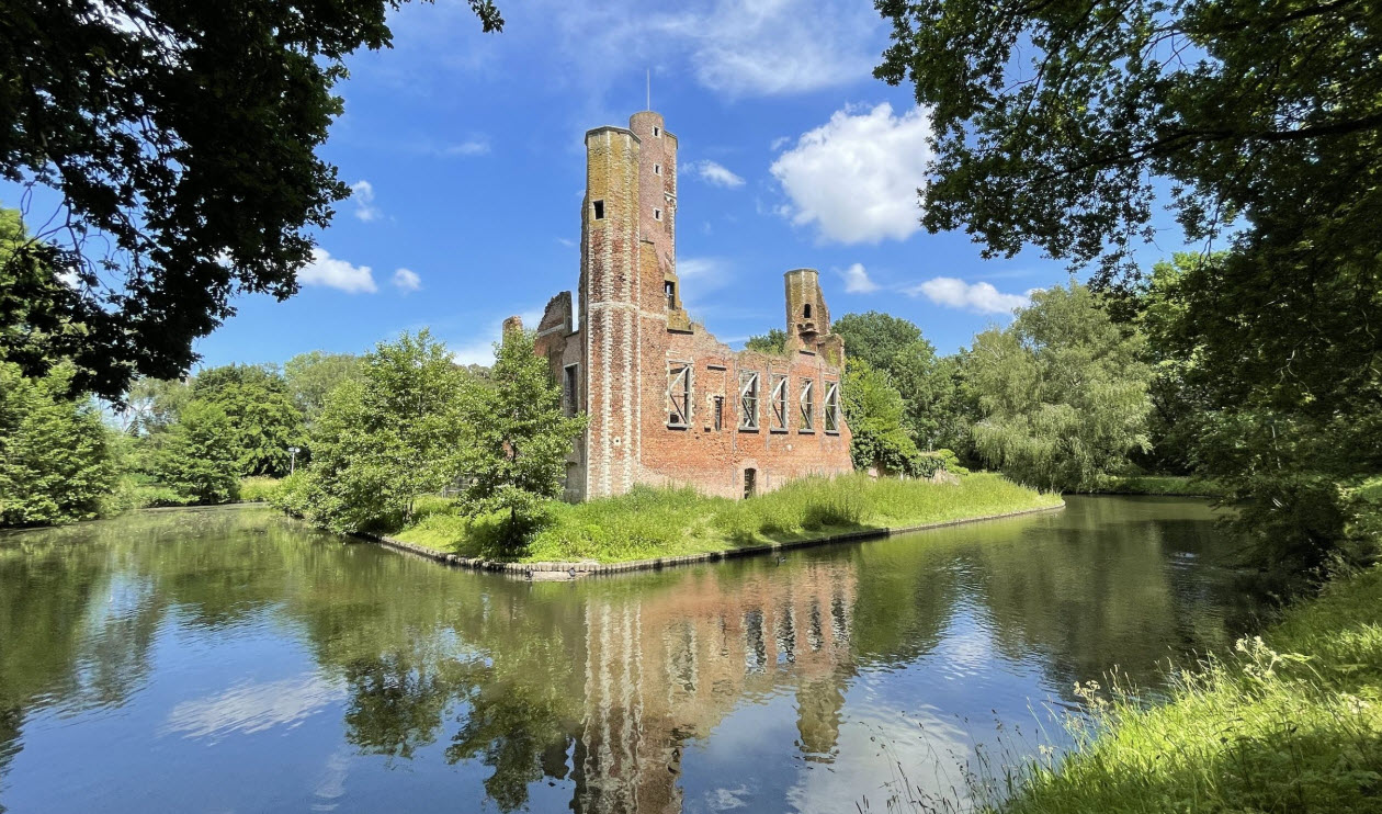 Kasteelruïne Ter Elst, Duffel, Belgium, Belgium